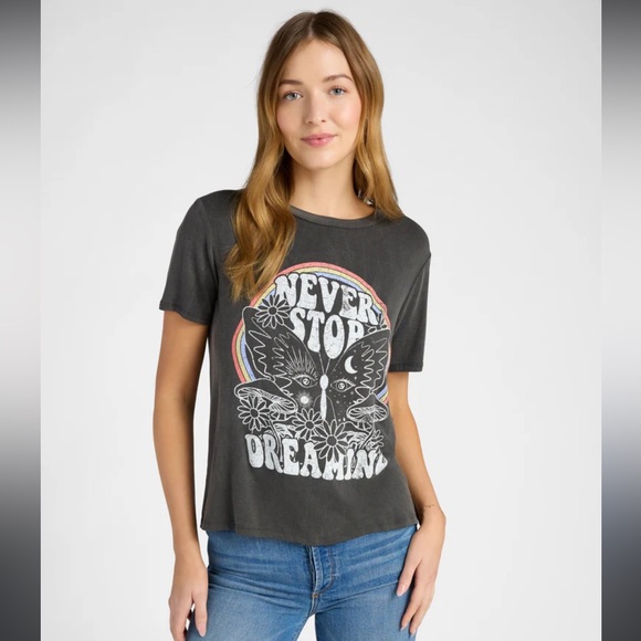 Polagram Tops - Never Stop Dreaming Graphic Tee Size XL